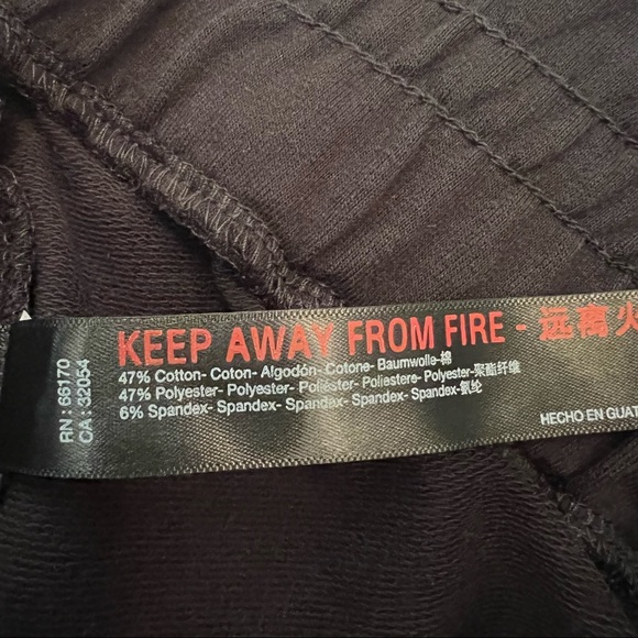 NWT FP Movement Sunny Set Black French Terry Cropped Sweatshirt & Shorts S Small - Picture 10 of 16